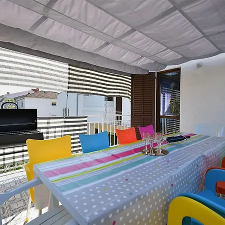 Mala Vala 925 - Adapted Appartement Fažana