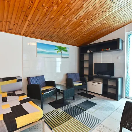 Apartments Mala Vala 925 - Adapted Lägenhet Fažana