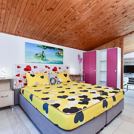 Mala Vala 925 - Adapted Appartamento Fažana